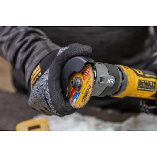 18 Volt Akku-Kompakt-Multimaterialschneider, 76 mm  - Basisversion
